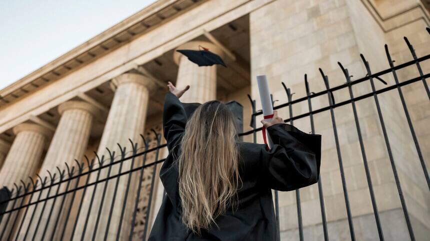 Best Criminal Law Schools in the World in 2025