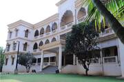 Vishwashanti gurukul building