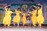 Adarsh Gyan Sarover Balika Vidyalaya-Dance Performance