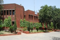 College of Vocational Studies (CVS) Delhi: Admission, Fees, Courses ...