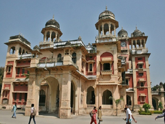 Allahabad University To Provide Financial Aid To Students For Admission To Its Programmes: Vice-Chancellor