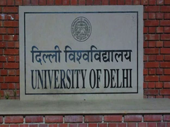 High Court Refuses To Interfere With DU's Decision To Hold Offline Exam