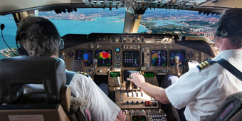 How to Become a Airline Pilot - Salary, Qualification, Skills, Role and  Responsibilities