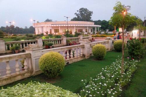 Mayo Institute Of Medical Sciences Barabanki Admission 2021 Courses Fee Cutoff Ranking Placements Scholarship The hostels are located within the main campus. mayo institute of medical sciences