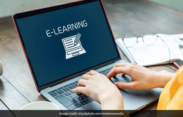 Soon Students Can Pursue 2 Degree Courses Simultaneously Through Different Modes Soon Students Can Pursue 2 Degree Courses Simultaneously Through Different Modes
