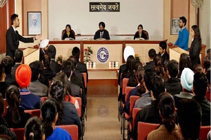 moot-court