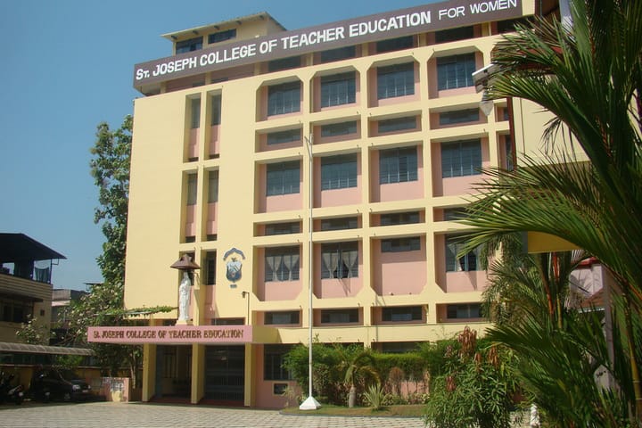 St Joseph College Of Teacher Education For Women Ernakulam Admission 2021 Courses Fee Cutoff Ranking Placements Scholarship