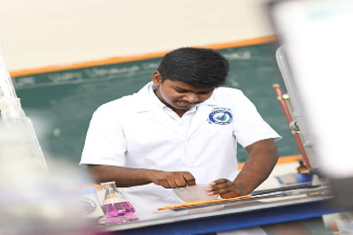 Sri Vijay Vidyalaya College of Pharmacy, Dharmapuri: Admission, Fees ...