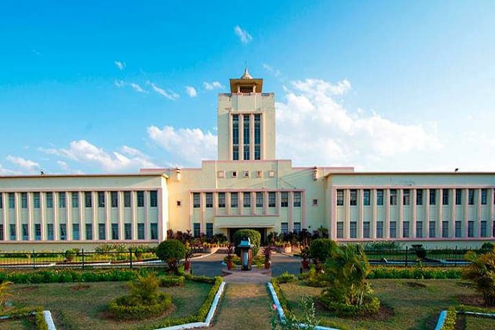 BIT Mesra: Admission, Fees, Courses, Placements, Cutoff, Ranking