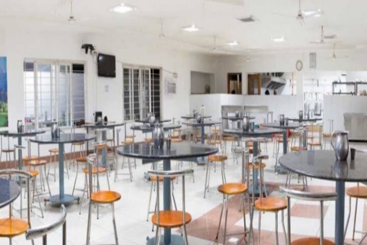 cafeteria