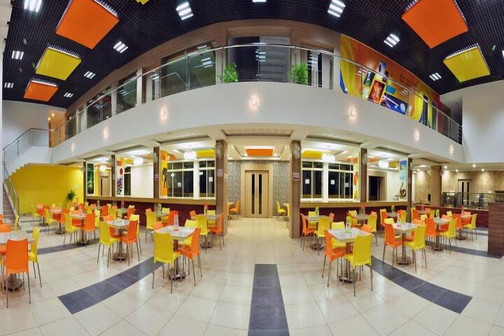 cafeteria