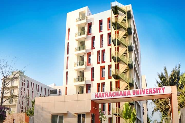 Navrachana University