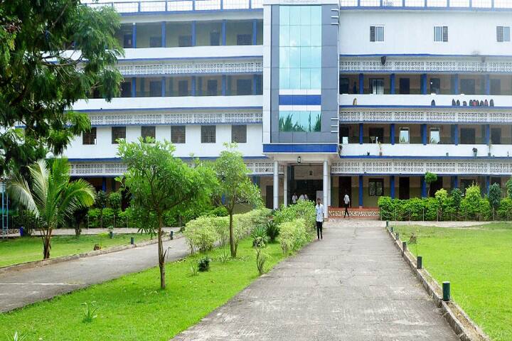 Lenora College of Engineering, Ramachandrapuram: Admission, Fees ...