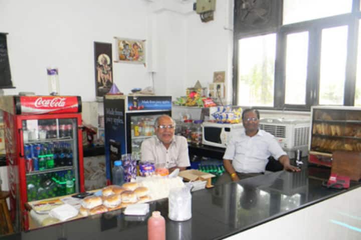 cafeteria