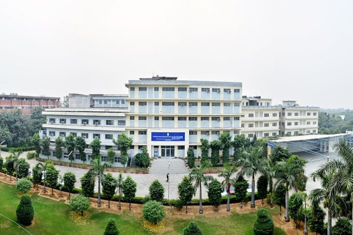 EMPI New Delhi: Admission 2021, Courses, Fee, Cutoff, Ranking, Placements & Scholarship