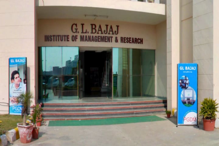 research and ranking noida office