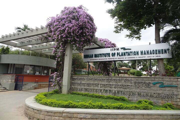 IIPM Bangalore: Admission, Fees, Courses, Placements, Cutoff, Ranking
