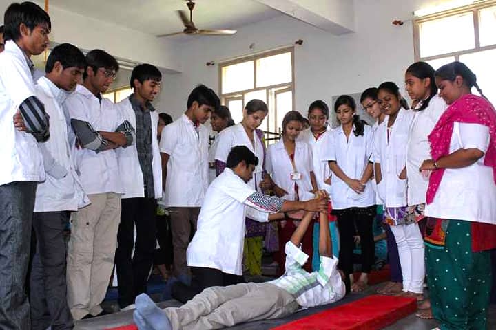 Parul Institute Of Physiotherapy Waghodia Admission 2021 Courses Fee Cutoff Ranking Placements Scholarship Remember that even if you're renting a paying guest near parul university, what you get doesn't have to be just a pg. parul institute of physiotherapy