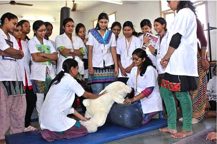 Parul Institute Of Physiotherapy Waghodia Admission 2021 Courses Fee Cutoff Ranking Placements Scholarship A vibrant campus, housing over 28 000 students from all the states of india. parul institute of physiotherapy