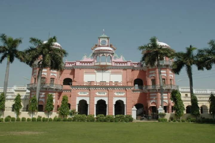 Tilak Dhari Post Graduate College, Jaunpur: Admission, Fees, Courses ...