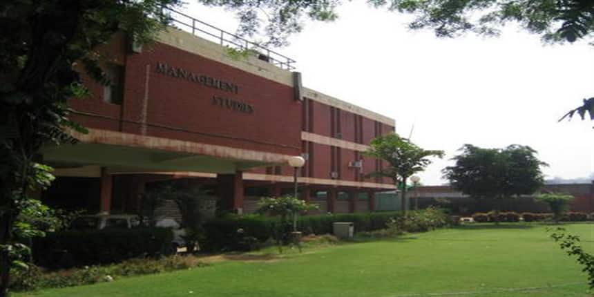 FMS Delhi Summer Placement Report 2017-19: Marketing domain makes 41 percent offers