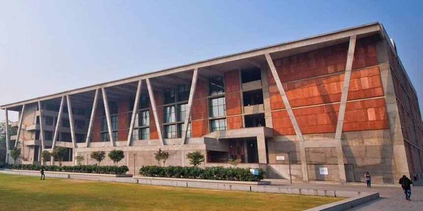 Amrut Mody School of Management (AMSOM) announces MBA admissions 2018