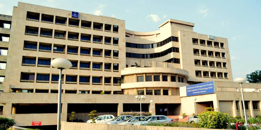 DMS, IIT Delhi Final Placement Report 2016-18: Maximum Roles offered in Sales & Marketing Domain