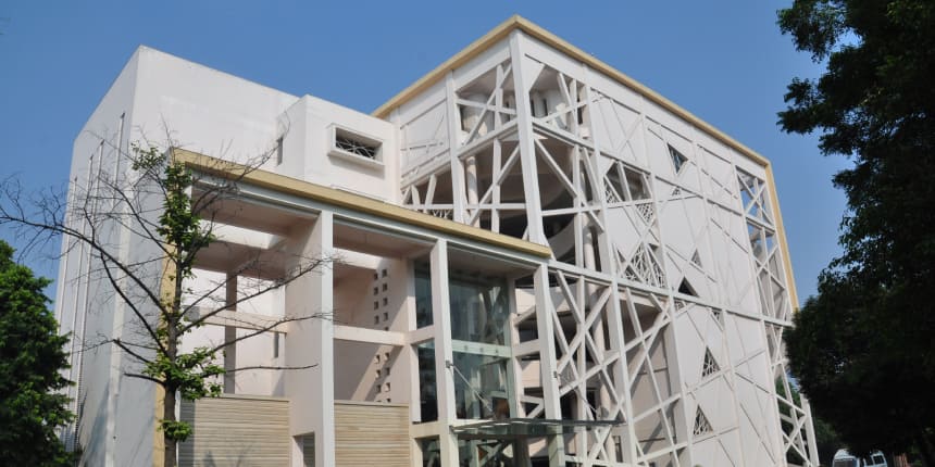 IMT Ghaziabad Placement Report 2016-18: Maximum number of offers from BFSI sector