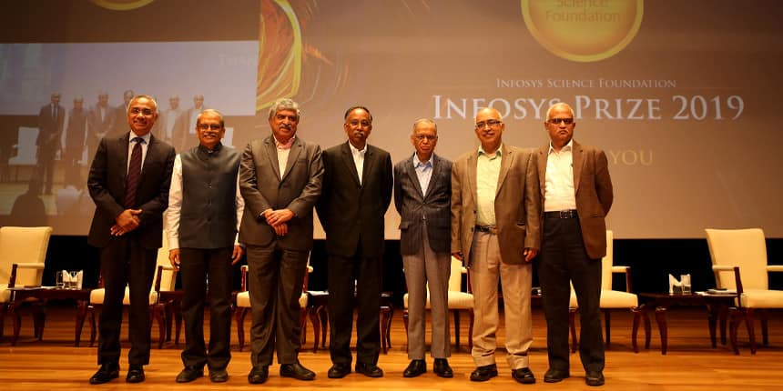 Salil Parekh, S. Gopalakrishnan (Kris), Nandan Nilekani, S.D. Shibulal, Narayana Murthy, K. Dinesh and Srinath Batni, all associated with Infosys Limited or Infosys Science Foundation (Credit: Infosys Science Foundation)