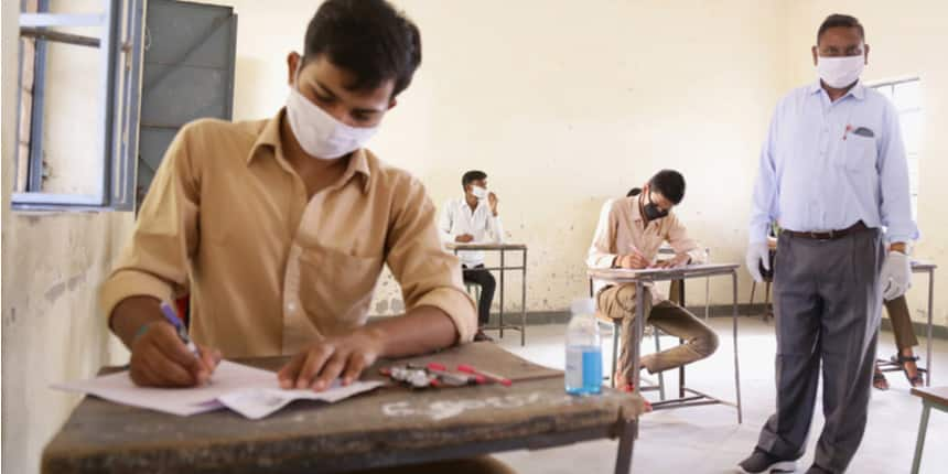 A recovering COVID-19 patient, aspirants dealing with Bihar floods are requesting to postpone NEET 2020 and JEE Mains (Source: Shutterstock)