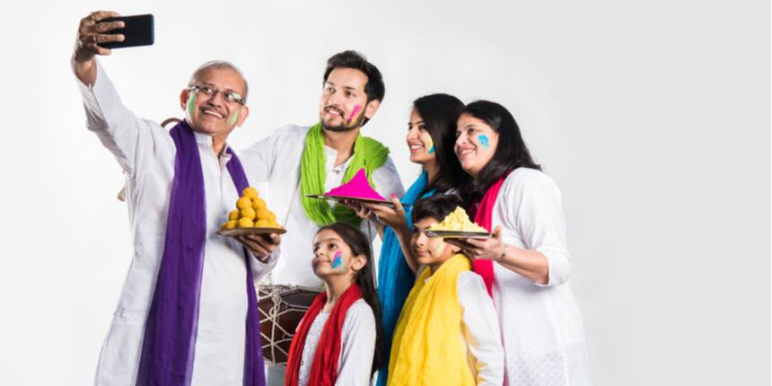 होली पर निबंध (Essay on Holi in Hindi)- होली पर निबंध हिंदी में Class 1 से 10 तक के लिए यहाँ देखें