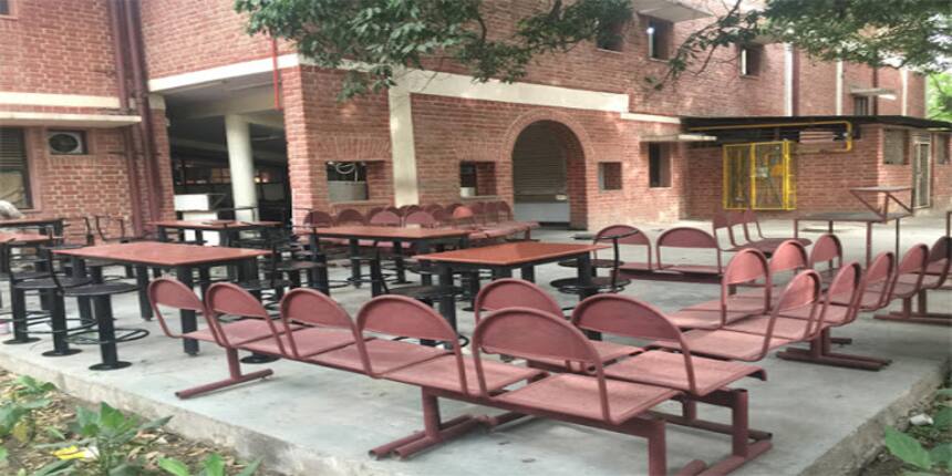 Lady Irwin College Cut Off 2021 (Out): 1st to 8th Admission List Check