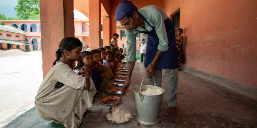 AAP, BJP argue over mid-day meal scheme (Representational Image)