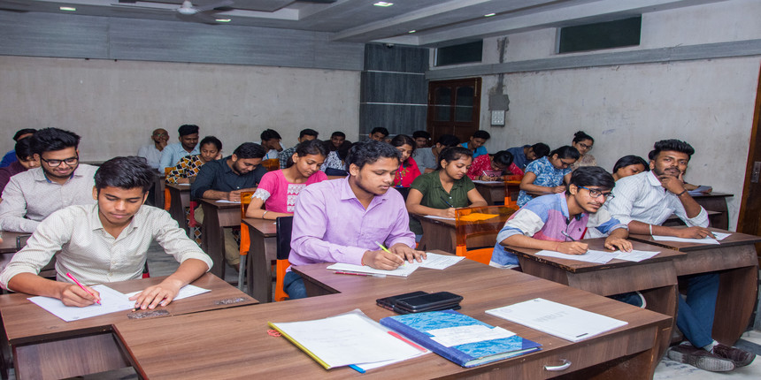 APPSC Examinations age limit increased. (Picture: Shutterstock)