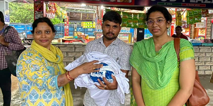 K Swati Reddy (Right) the intern with GITAM Medical College who delivered a baby on a moving train