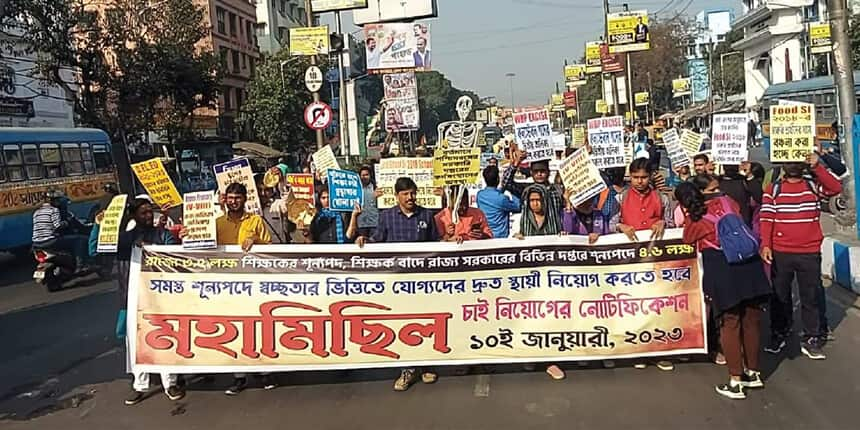 West Bengal's teacher recruitment scam - jobseekers protesting