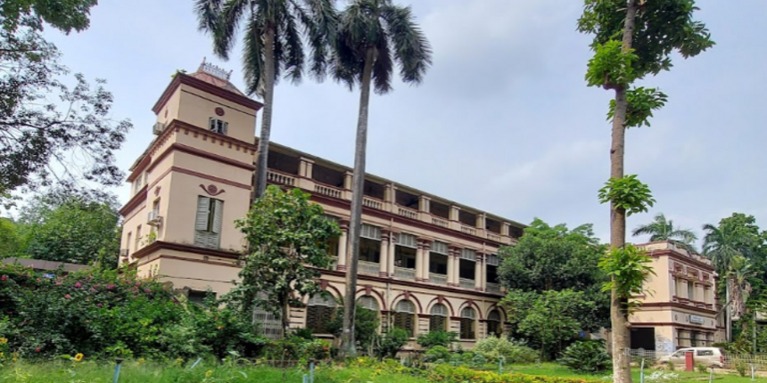 The student was found on the road in front of the main hostel of Jadavpur University. (Image: Official Website)