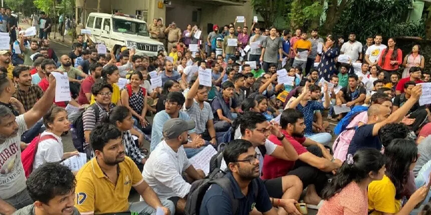 Research scholars complained about irregularities in disbursement of fellowships, budget cuts for libraries and infrastructure issues. (Image: X/iitbfeehike)