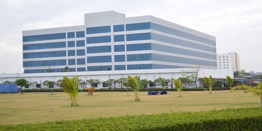 SRM University Journalism and Mass Communication Admission 2022 - Dates, Fees, Eligibility