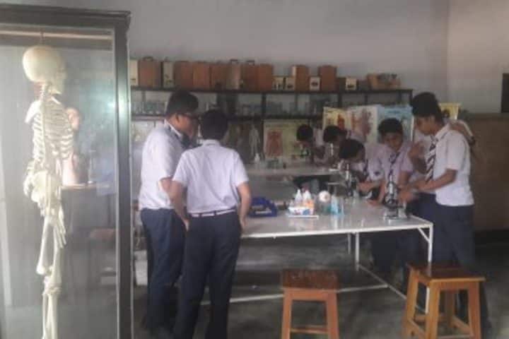 Thanveer Central School-Biology Lab