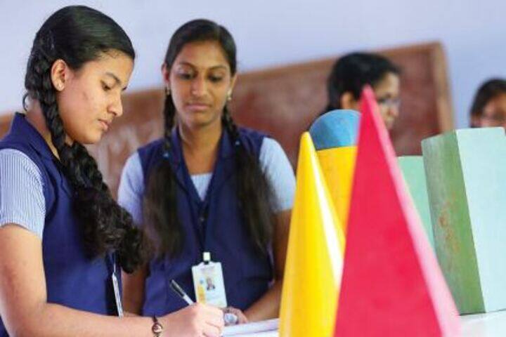 Thapovan Public School-Maths Labs
