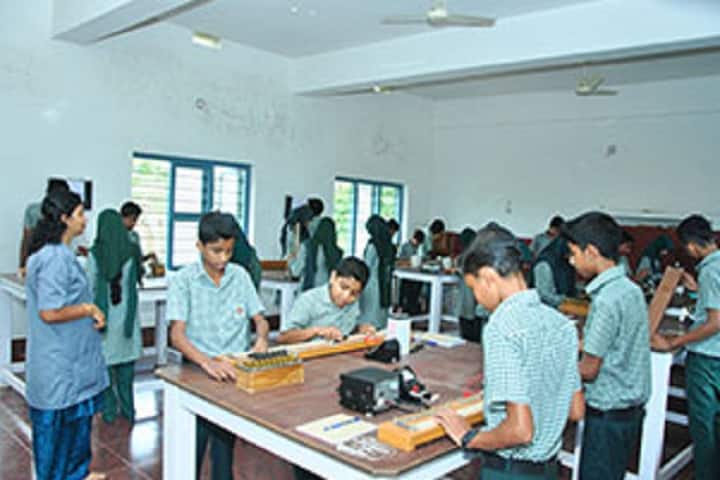 V P Mahamood Haji Memorial English School-Physics Lab