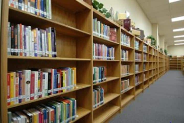 Vidyarambham Central School-Library