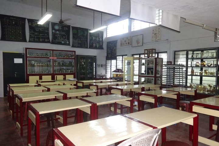 Vidyodaya school-Lab