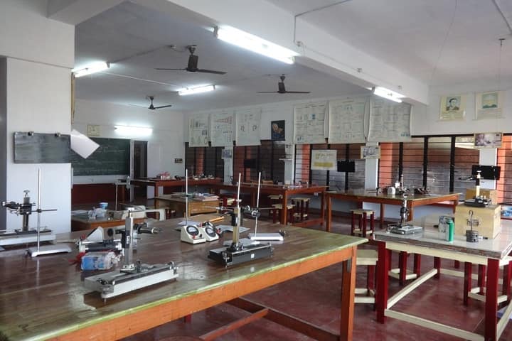Vidyodaya school-Physics Lab