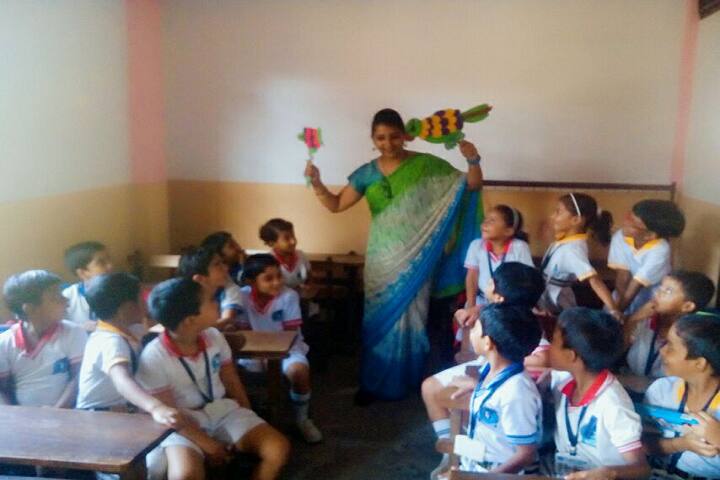 Tejpur Gurukul Chatai Chapori-Classroom