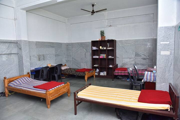 Wmo English Academy Orphanage English School-Hostel