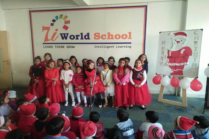 7I World School-Christmas Celebrations