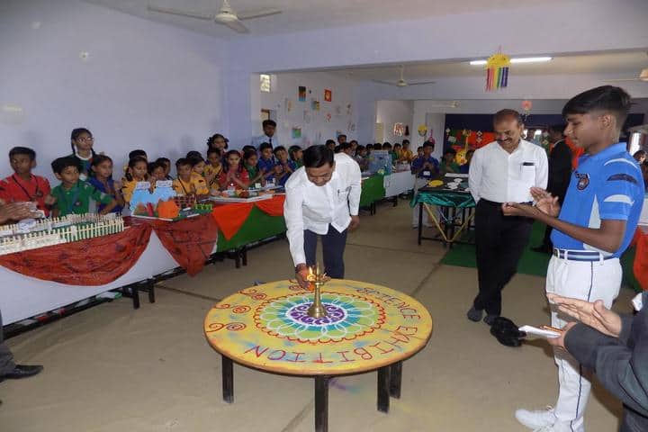 Aadharshila Academy-School Exhibition