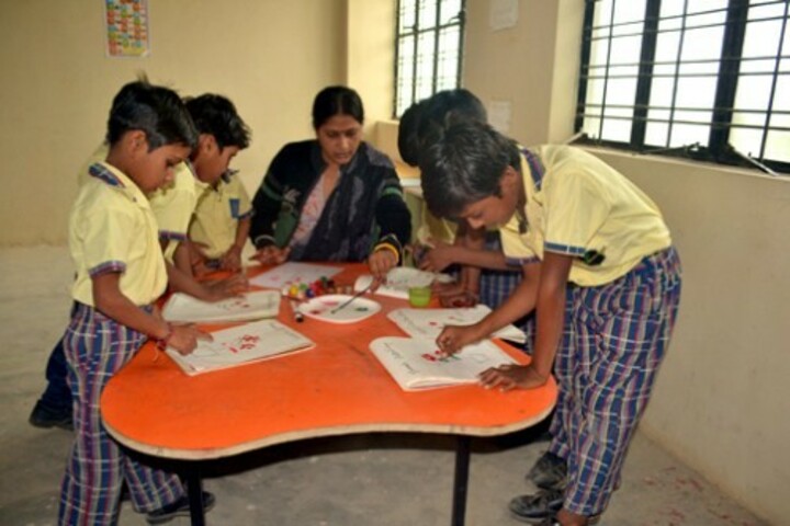 Aakar Public School-Painting Competiiton